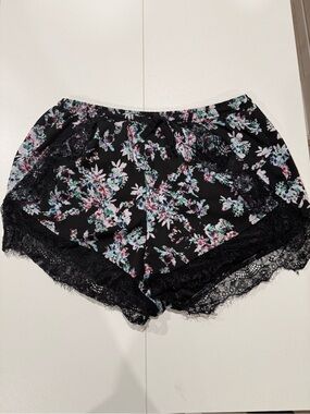 Black Floral Lace-Trim Shorts with Tie Front